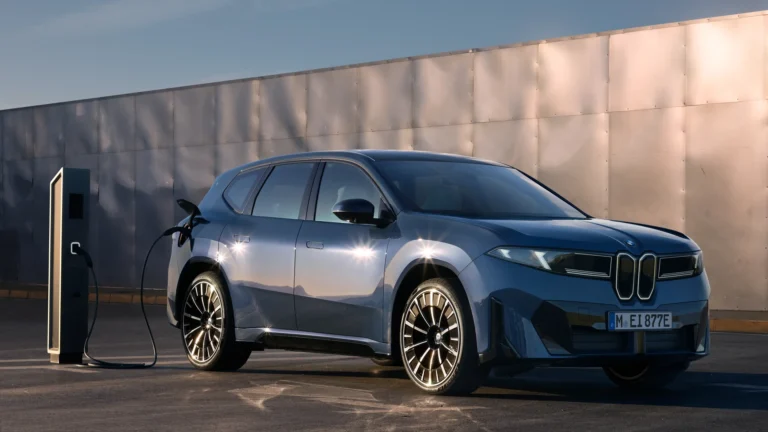 BMW iX3